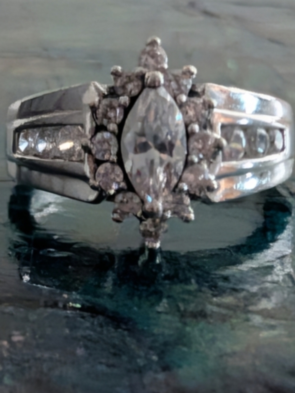 Solid Sterling Silver 925 CZ Ring Simulated Diamond Ring Size 7